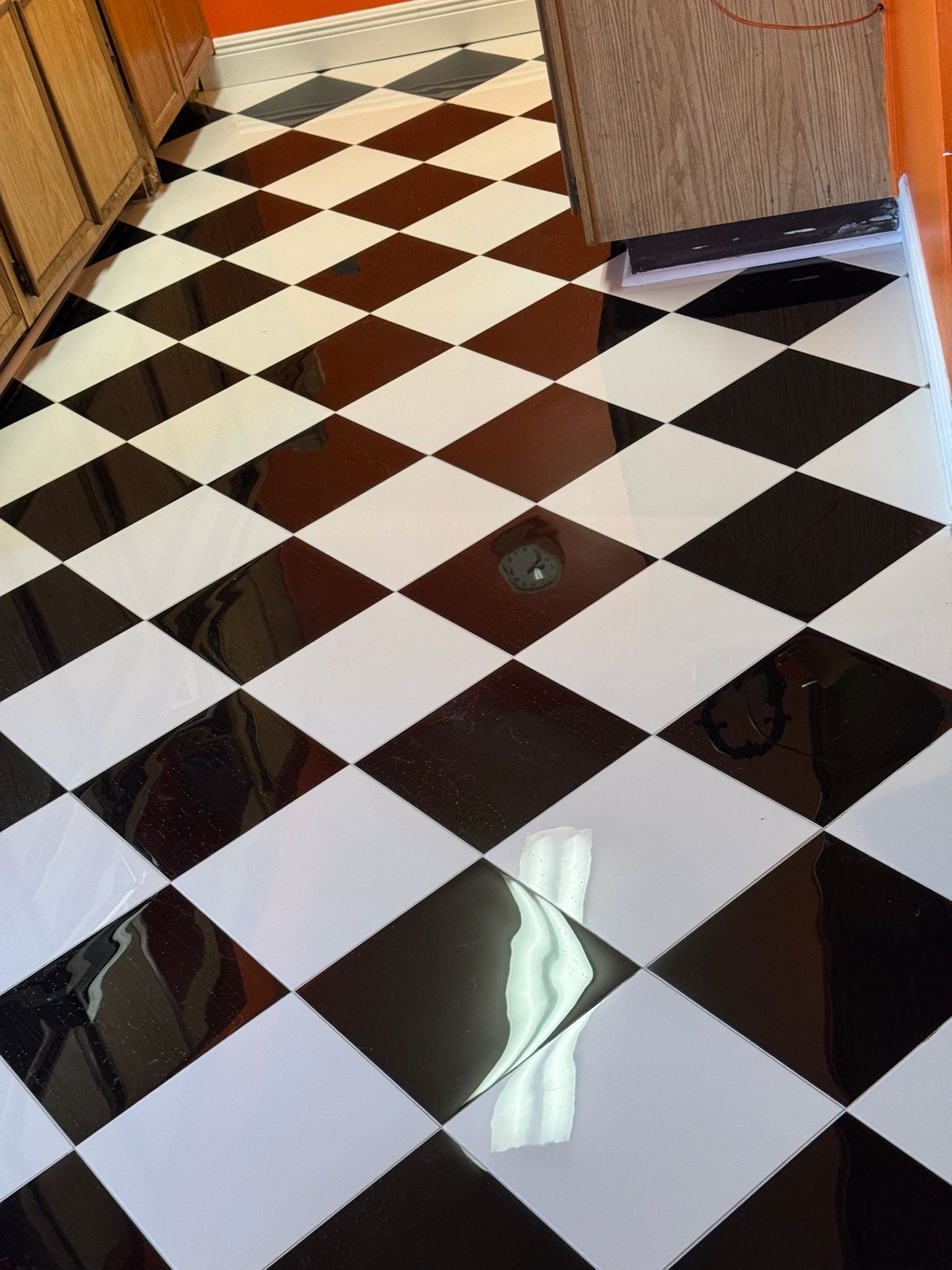 Statement tile flooring pattern